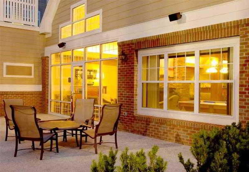 Residence Inn Вустер Экстерьер фото