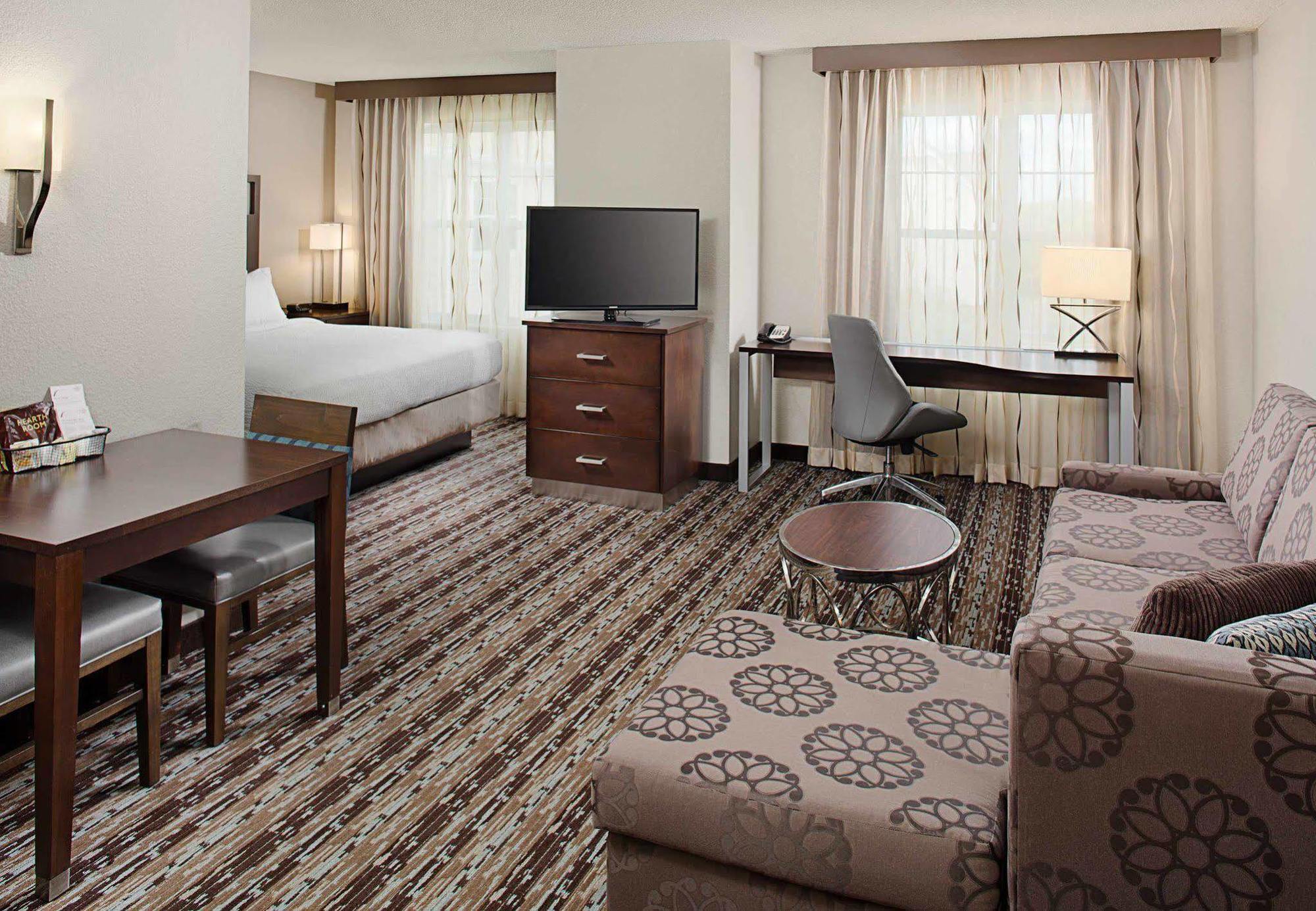 Residence Inn Вустер Экстерьер фото